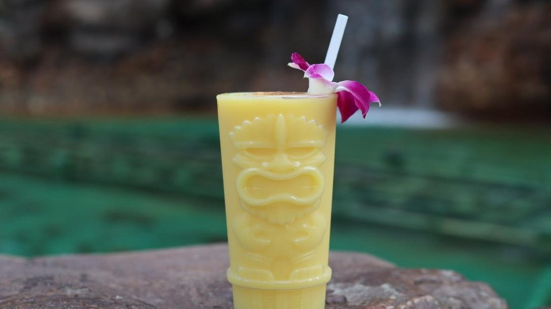 A novelty cocktail cup available at Isla Nu-Bar in Jurassic World