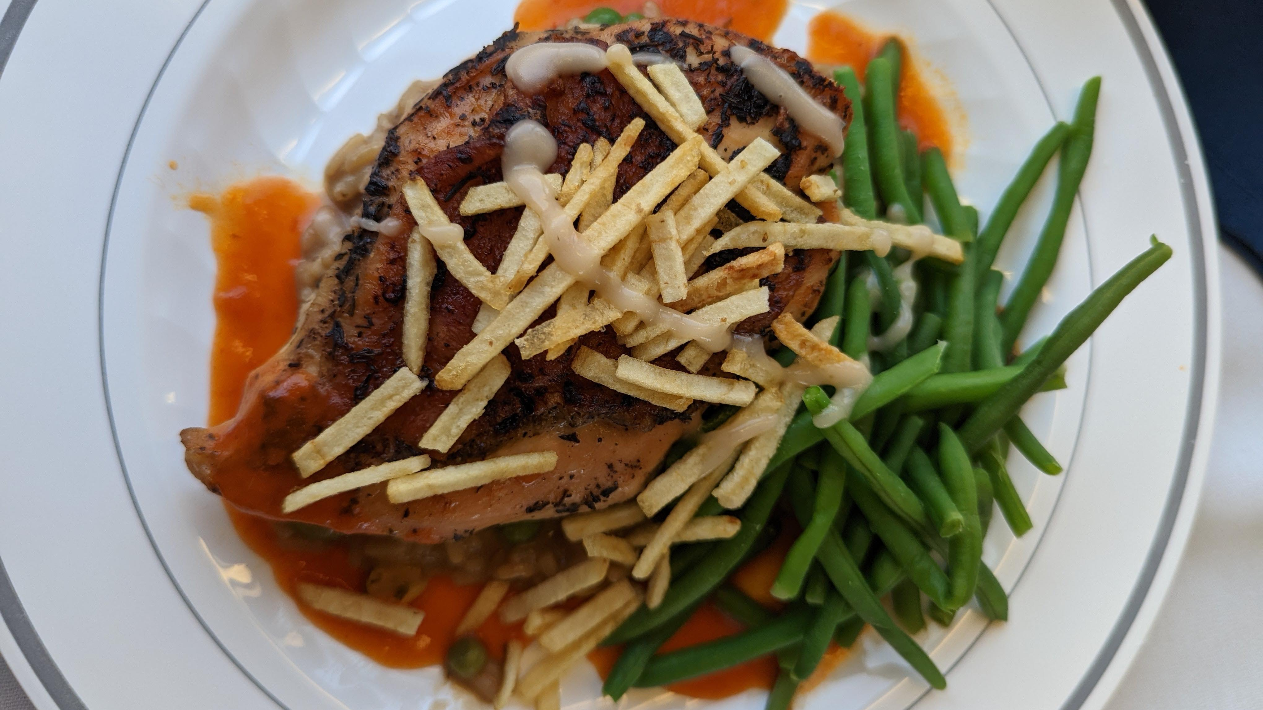 Chicken entree with green beans