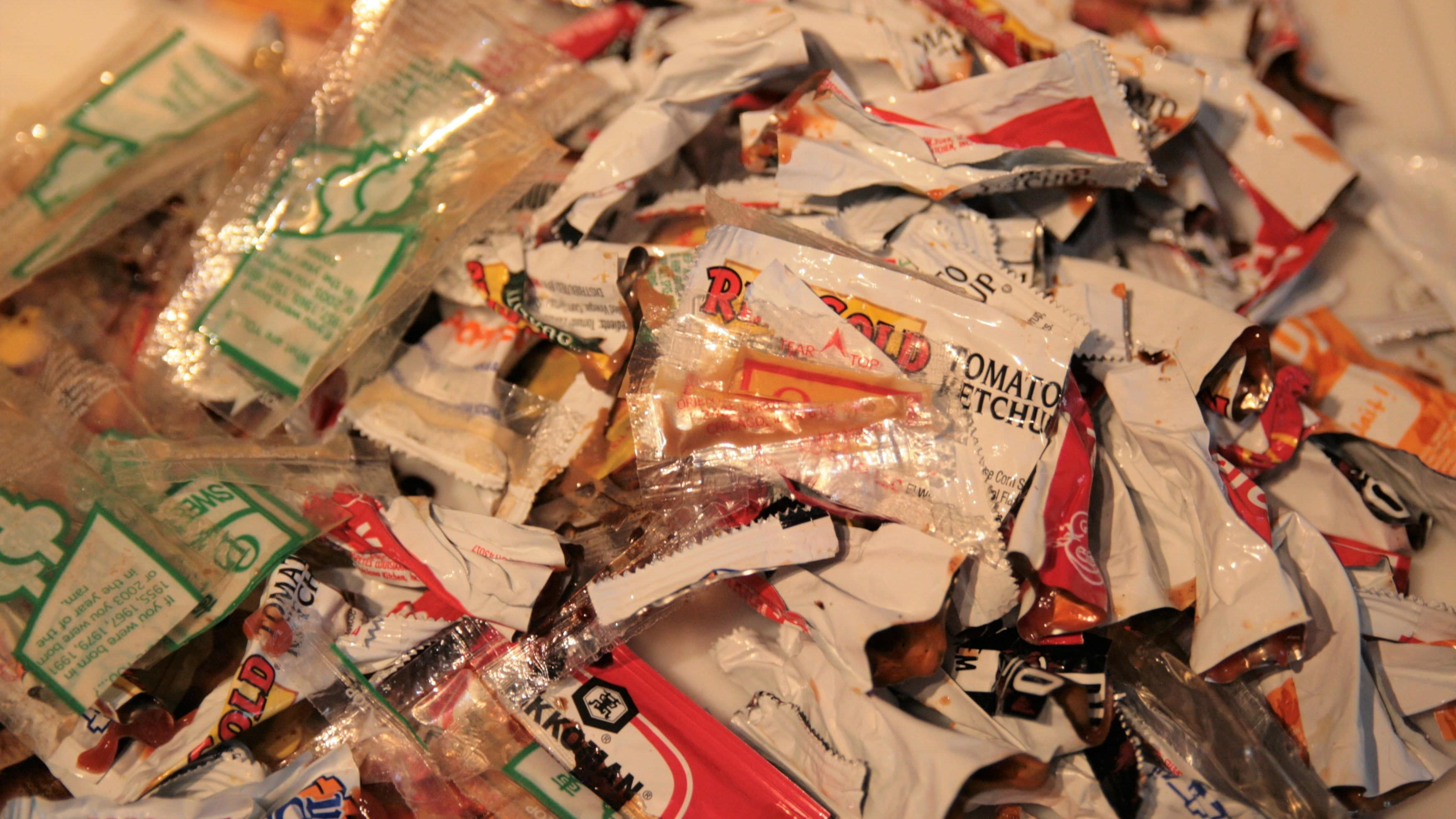 many empty condiment packets