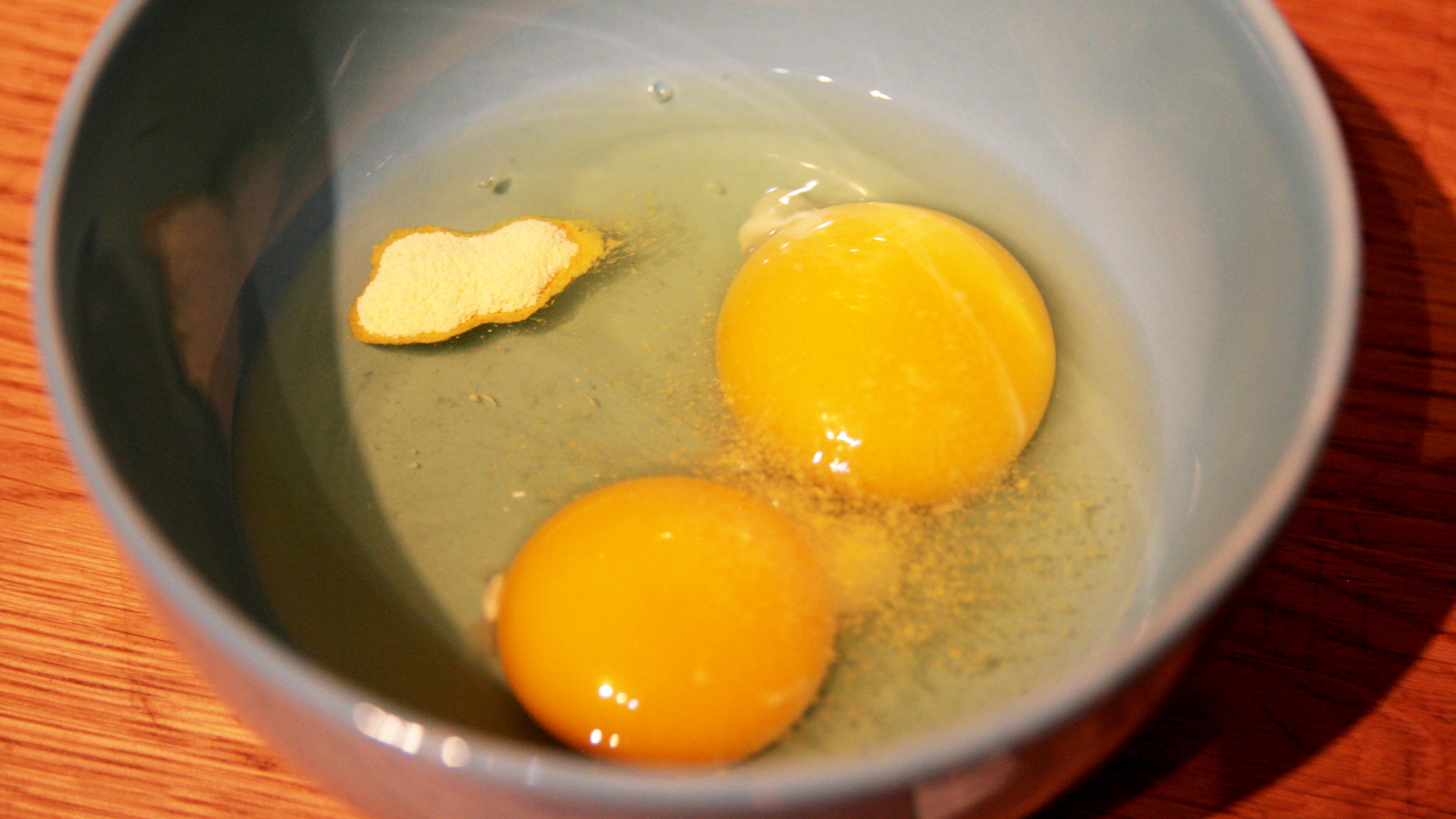 eggs with energy powder