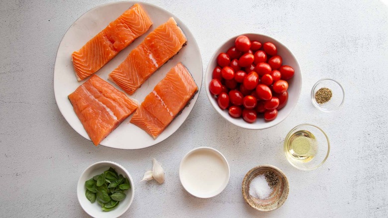 ingredients for salmon with burst tomatoes