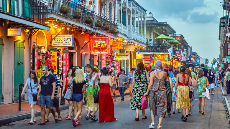 busy New Orleans street