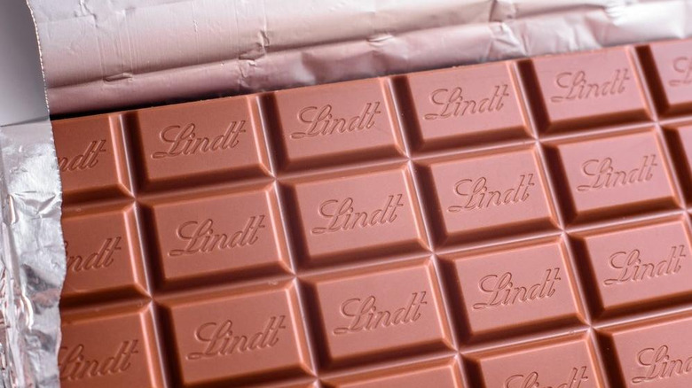 Lindt chocolate bar close up