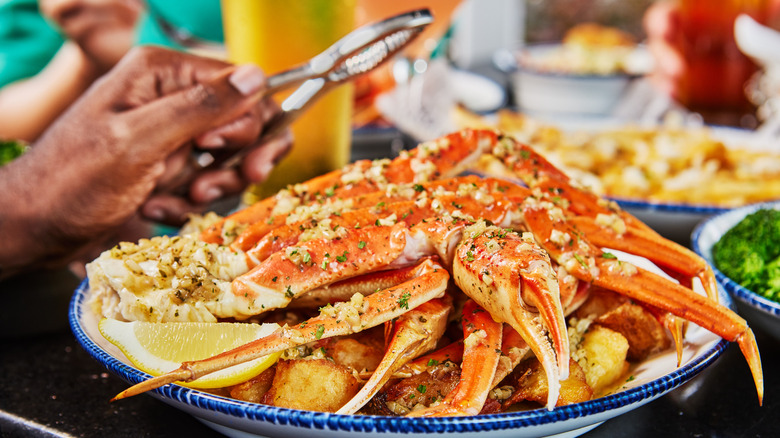 Plate of garlic snow crab from Red Lobster