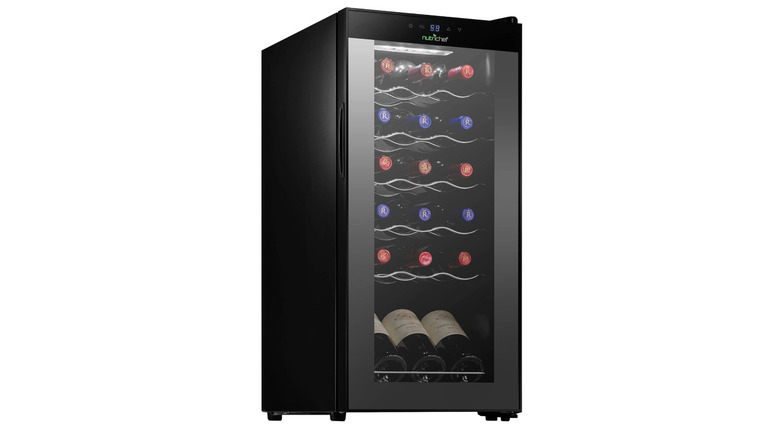 Nutrichef slim wine fridge filled with bottles