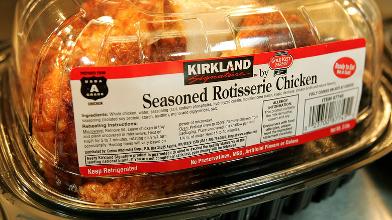 Packaging and label for a Costco rotisserie chicken