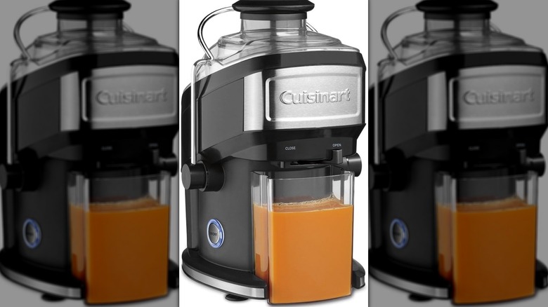 Cuisinart CJE-500 Compact Juice Extractor product shot