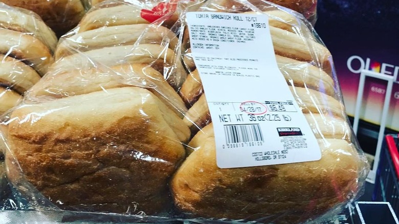 A package of Costco's 12 count of Torta Rolls