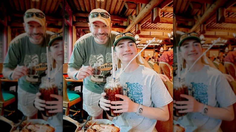 Patrons at Whispering Canyon Cafe