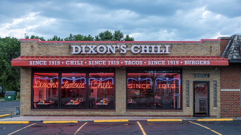 Dixon's Chili exterior