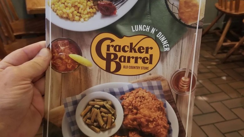 Handheld Cracker Barrel Lunch N' Dinner menu