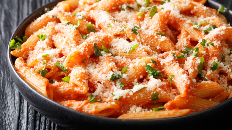 Pasta in vodka sauce