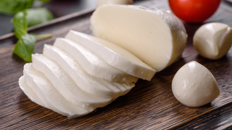 mozzarella on cutting board