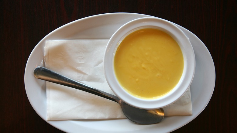 hollandaise sauce in bowl