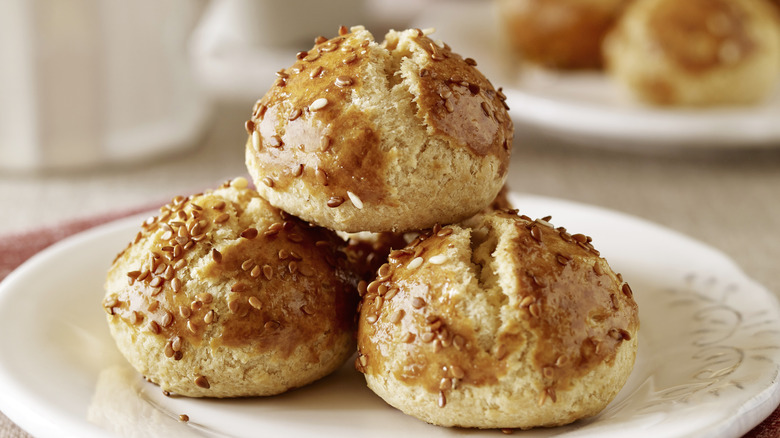 Stuffed canned biscuits