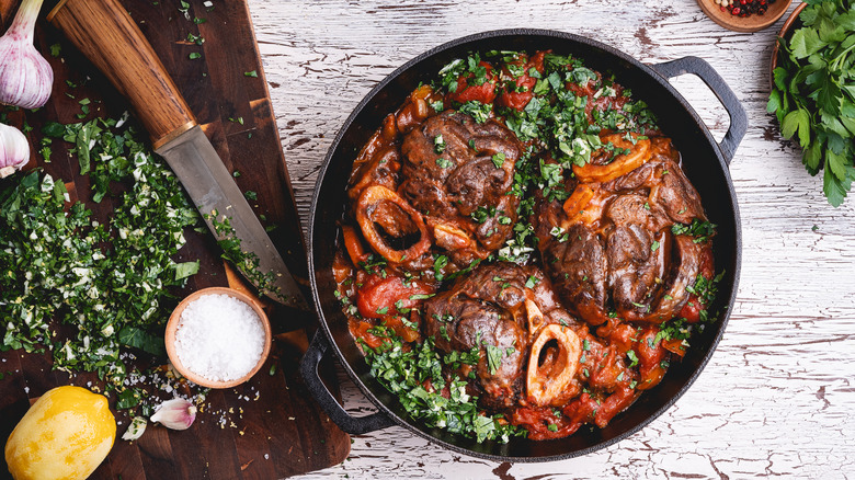 Braised veal shank in pan