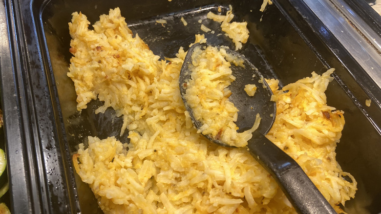 hash browns in serving tray