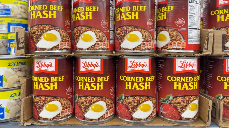 Cans of Libby's corned beef hash in store