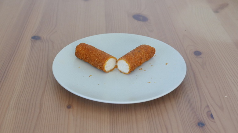 Buffalo chicken roller