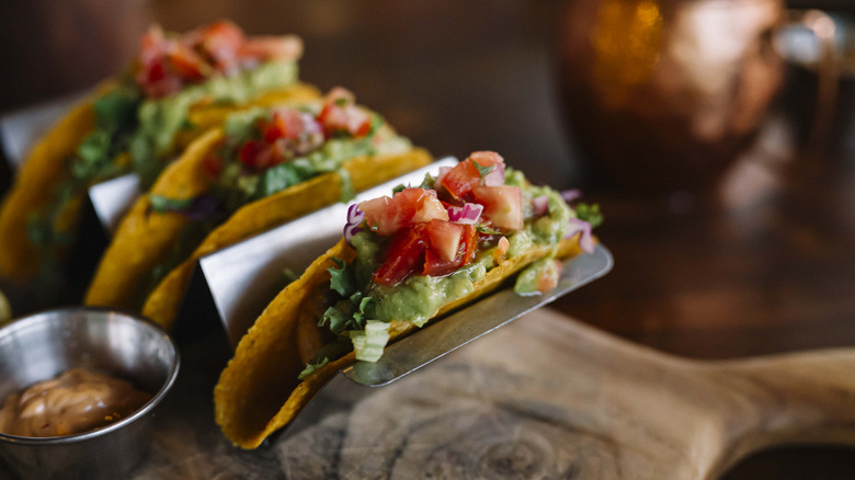 A tray full of tacos