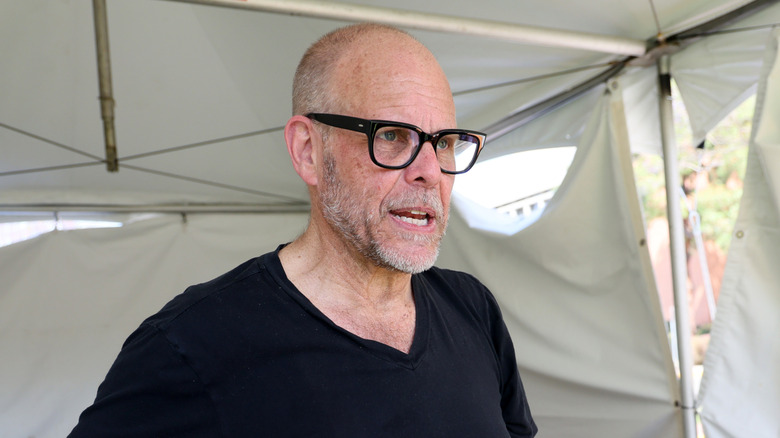 Alton Brown with beard and glasses