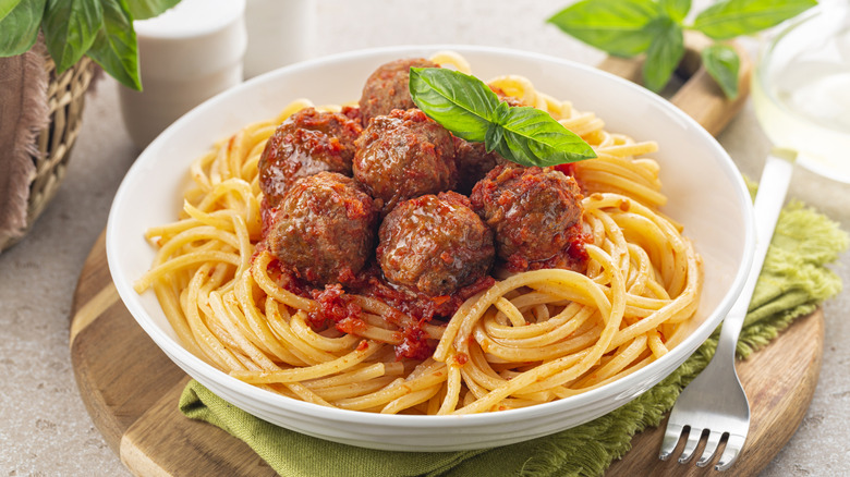 Bowl of spaghetti and meatballs