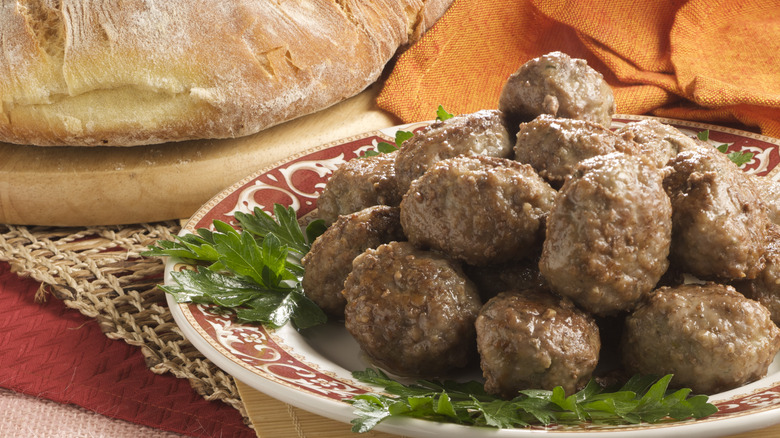 A plate of meatballs on a plate