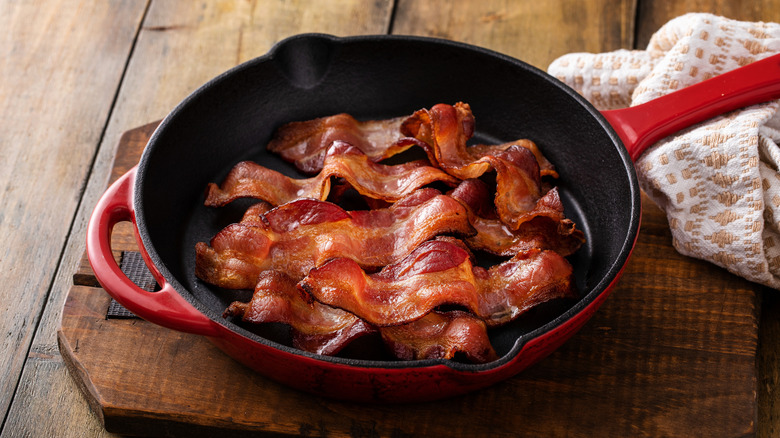 Cooked bacon in skillet