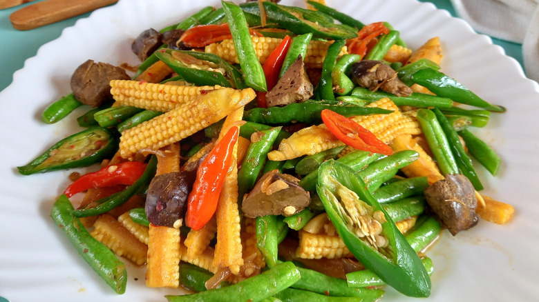 stir-fry with baby corn