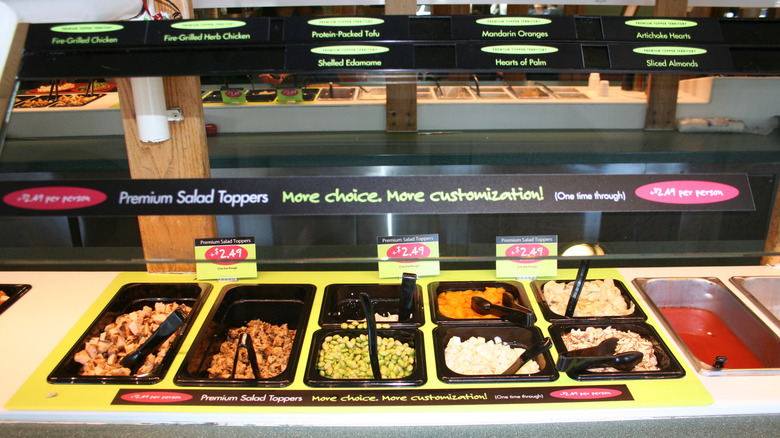 Sweet Tomatoes salad bar