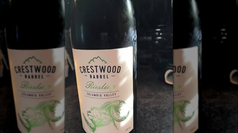 Bottle of Crestwood riesling