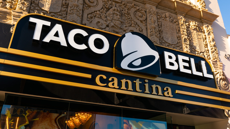 Taco Bell Cantina exterior