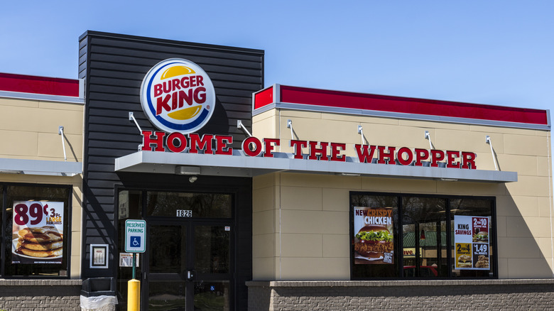 The exterior of a Burger King restaurant with nobody outside