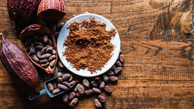 Cacao beans and powder