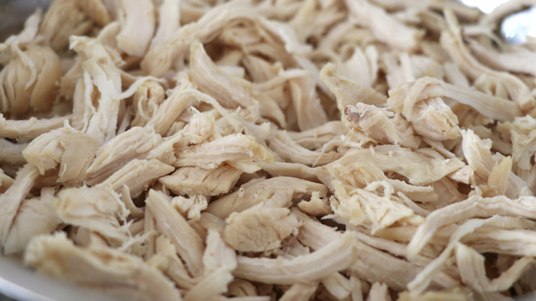 Cooked shredded chicken