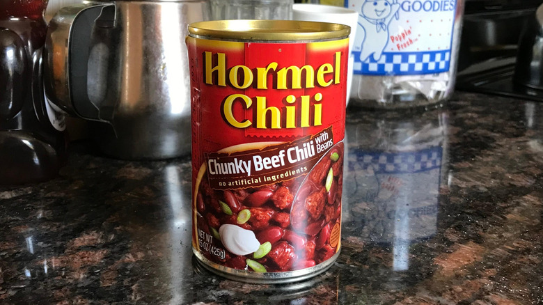 red can of Hormel chili