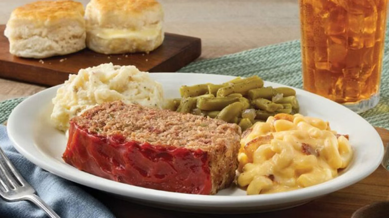 Cracker Barrel meatloaf dish