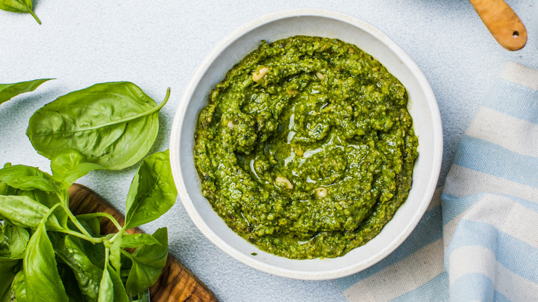 Basil pesto in round dish