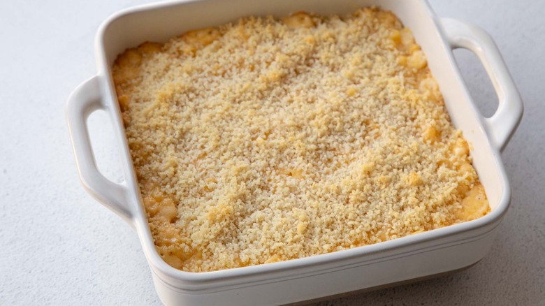 Breadcrumb topped mac and cheese in baking dish