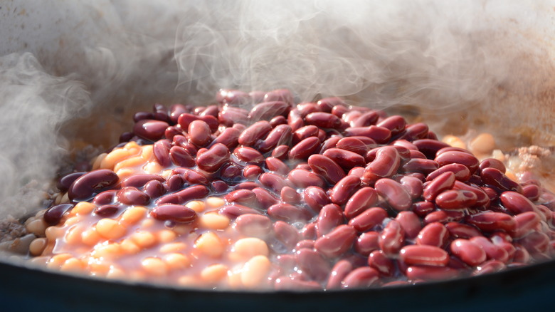 Beans cooking, steam