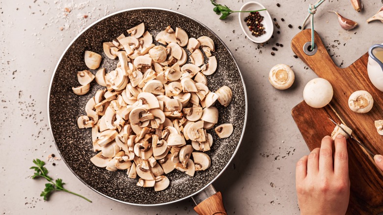 mushrooms in pan