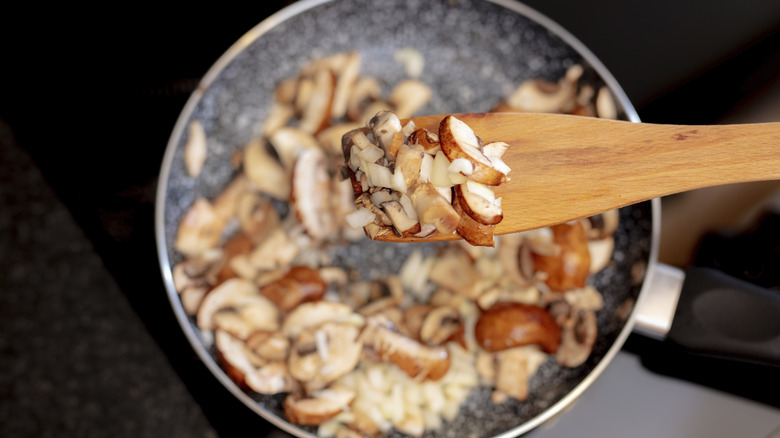 mushrooms in frying pan