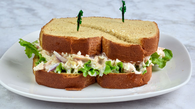 chicken salad sandwich on plate