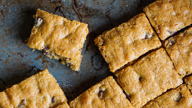 Blondies in a pan