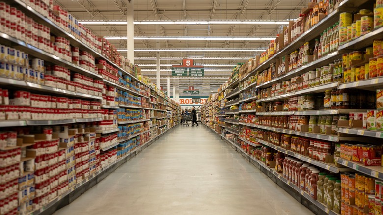 A soup aisle of a grocery store