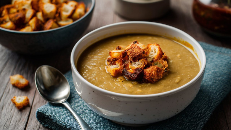 Lentil soup with croutons