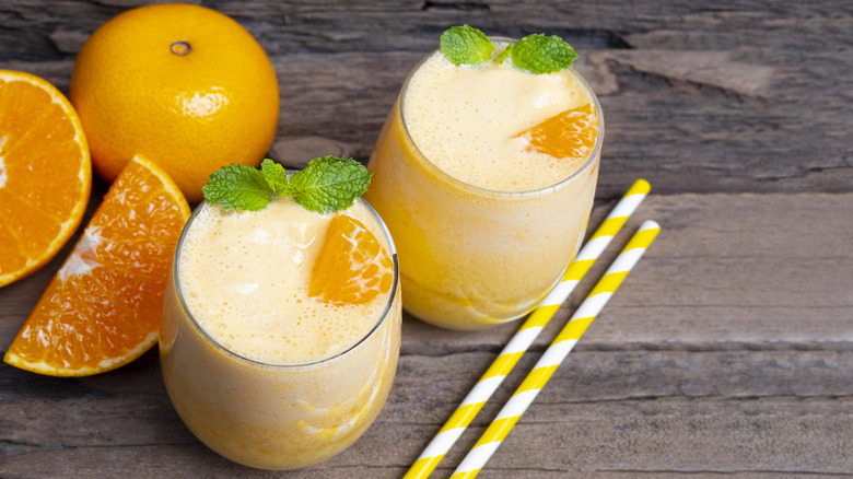 Orange Julius smoothies