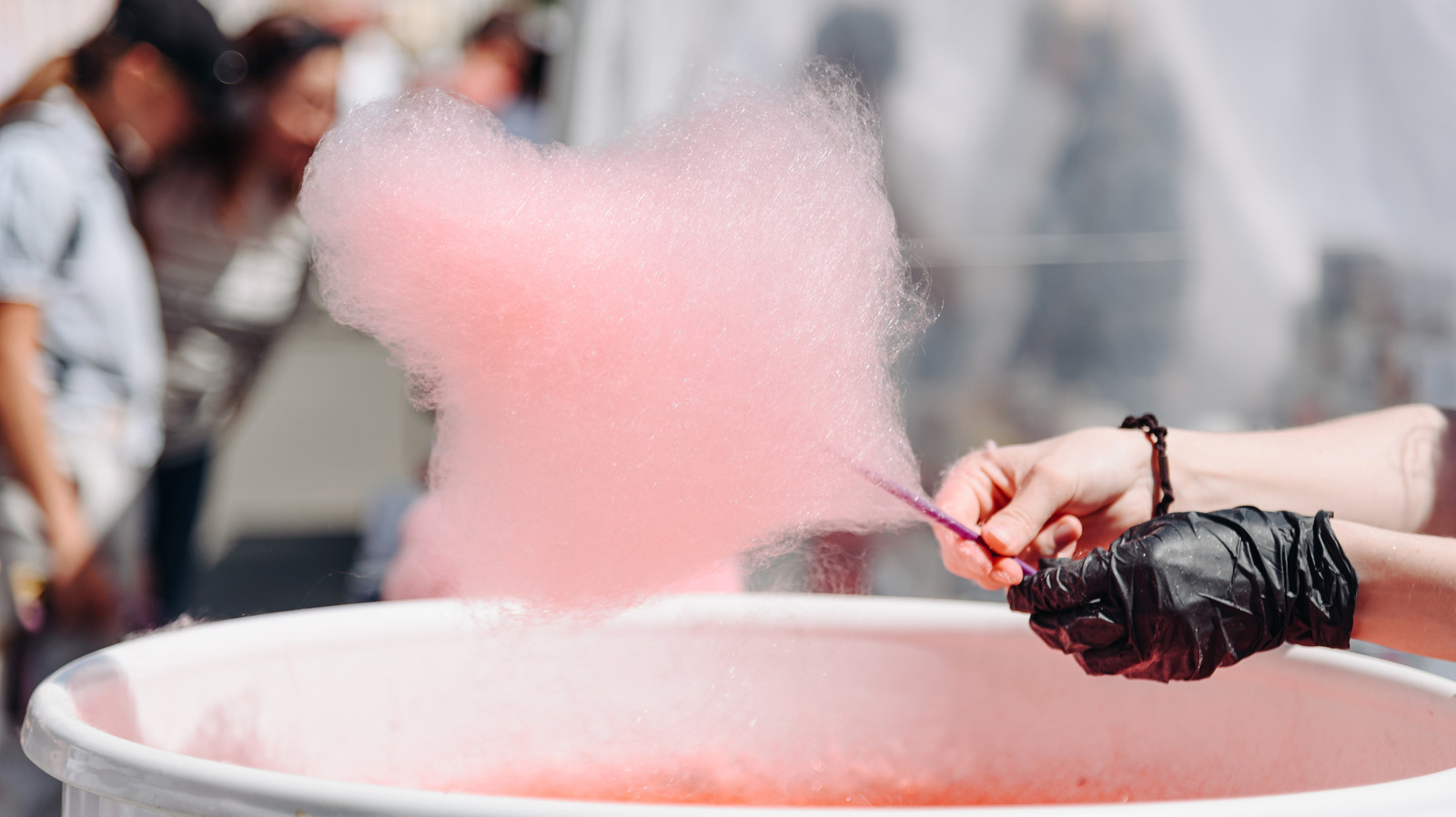 Does Pink Cotton Candy Have A Distinct Flavor?