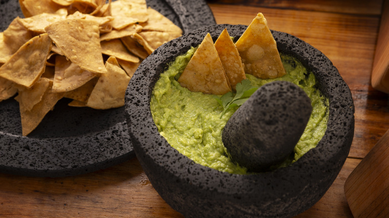 guacamole with tortilla chips