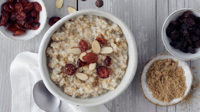 Au Bon Pain oatmeal breakfast